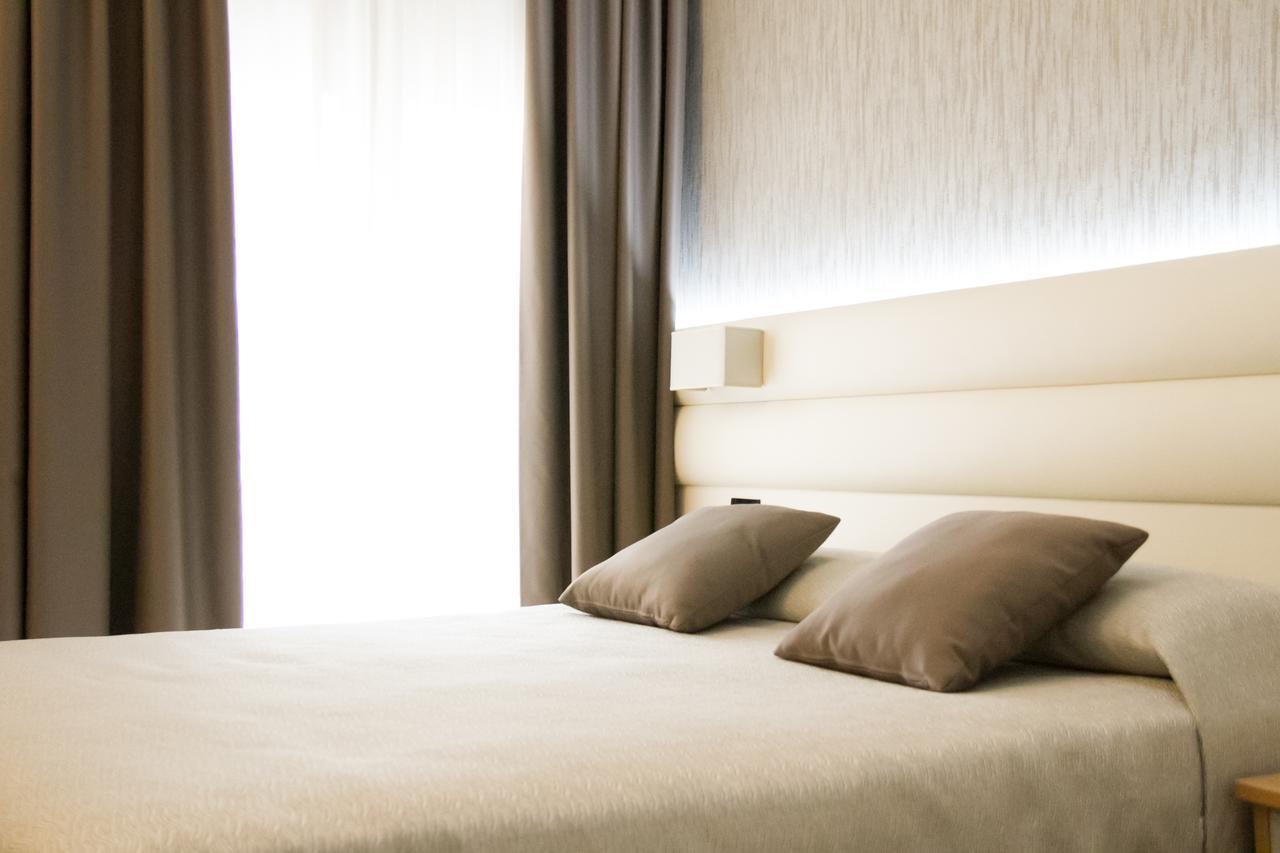 Hotel La Conchiglia ベラーリア・イジェア・マリーナ エクステリア 写真